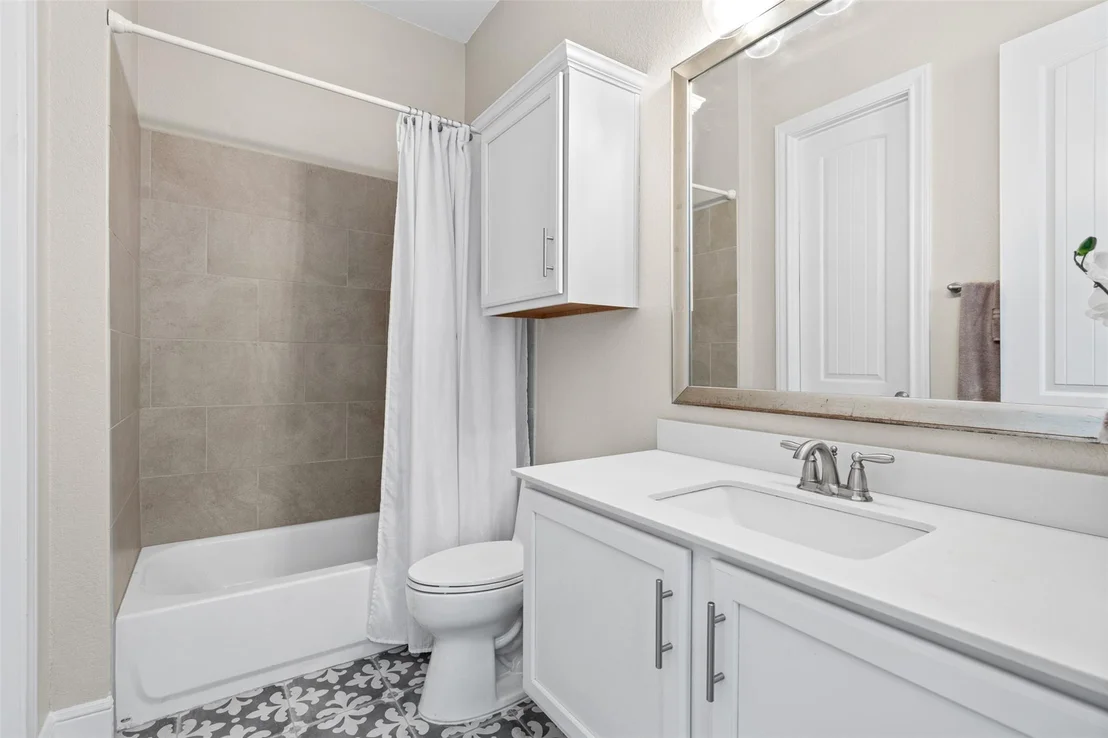 Photo of 124 Cherokee Rose CIR