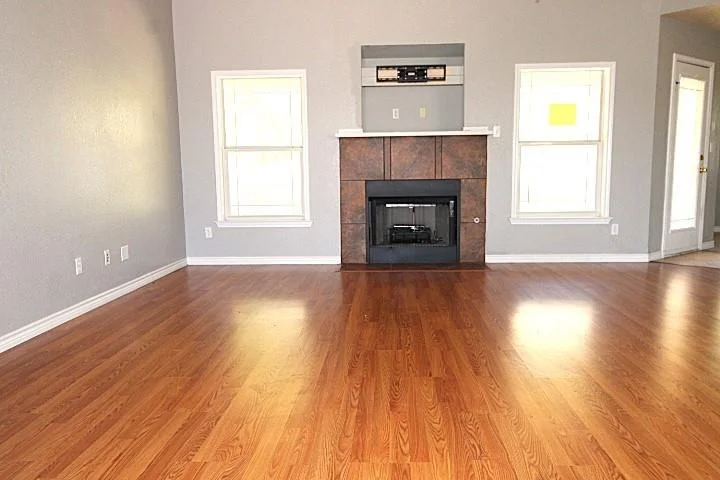 Photo of 2003 Walker Place BLVD