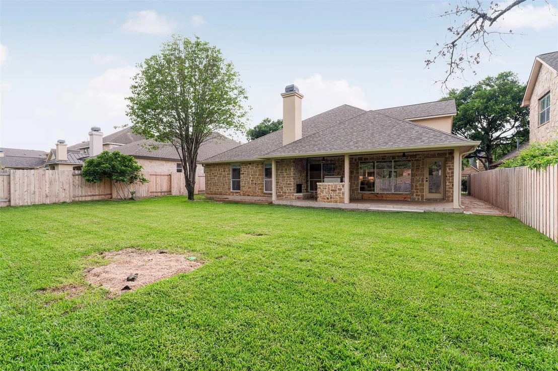 Photo of 7805 Crandall RD