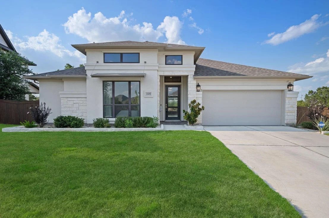 Photo of 1109 Overstreet LN
