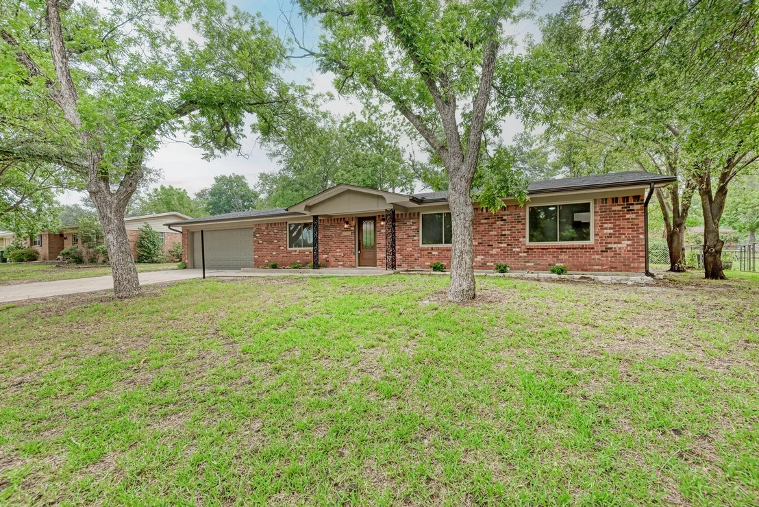 Photo of 3109 Anacacho DR