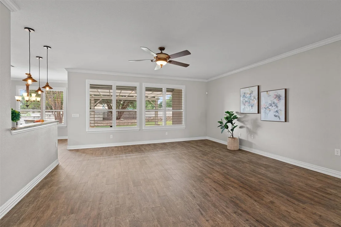 Photo of 102 Emory Peak TRL