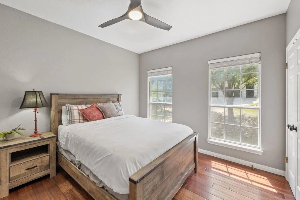 Photo of 10800 Beach RD