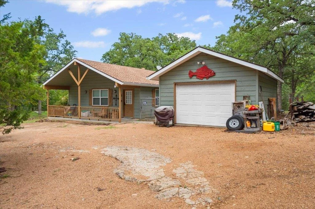 Photo of 107 Mountain Valley DR