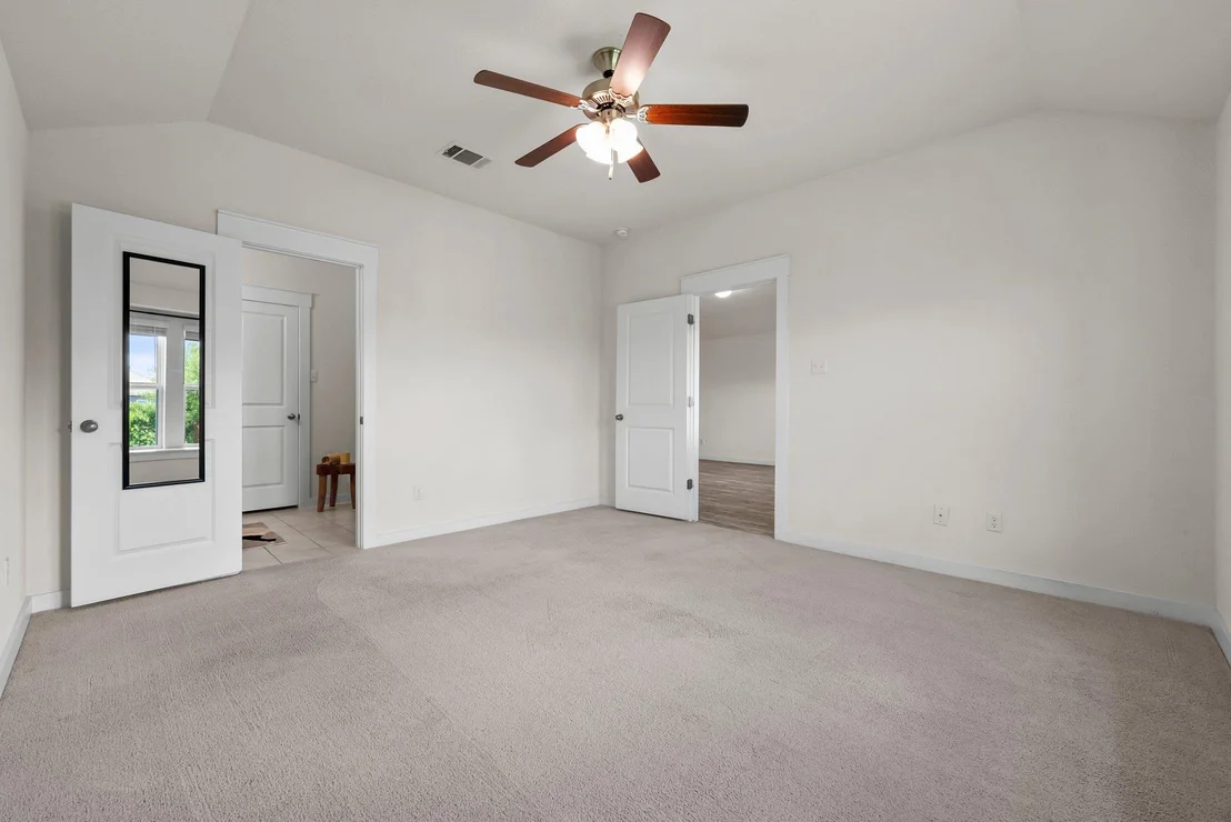 Photo of 136 Gidran TRL