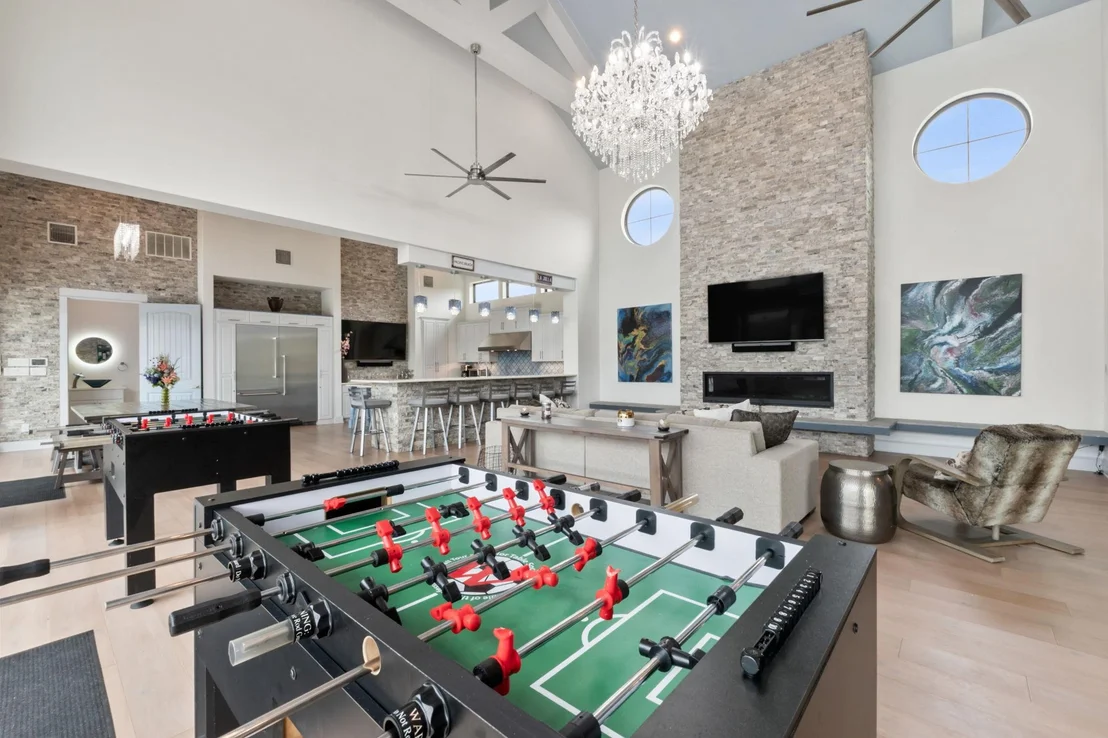 Photo of 1300 Sparrow LN