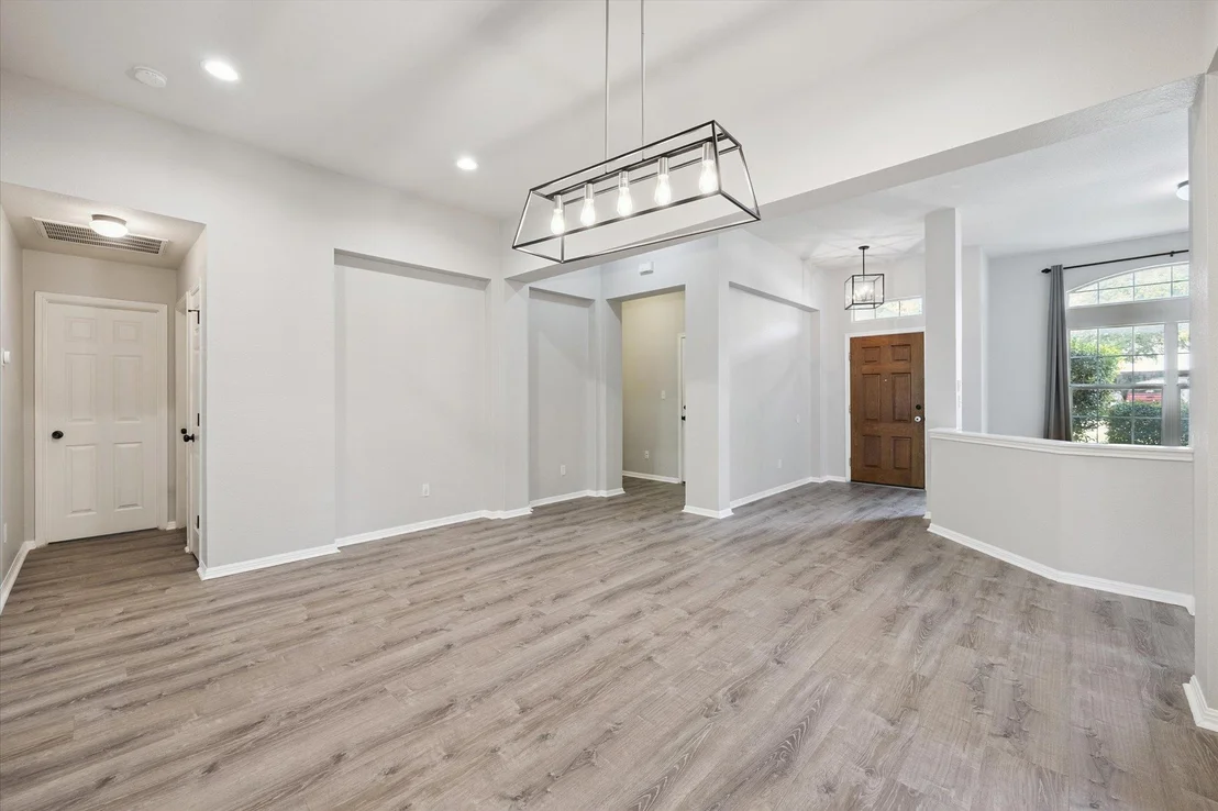 Photo of 1903 Wickett WAY