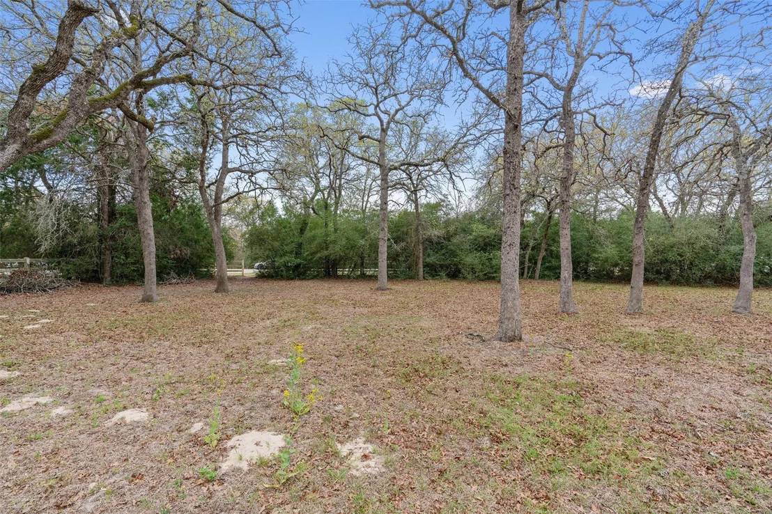 Photo of 124 Kingwood DR