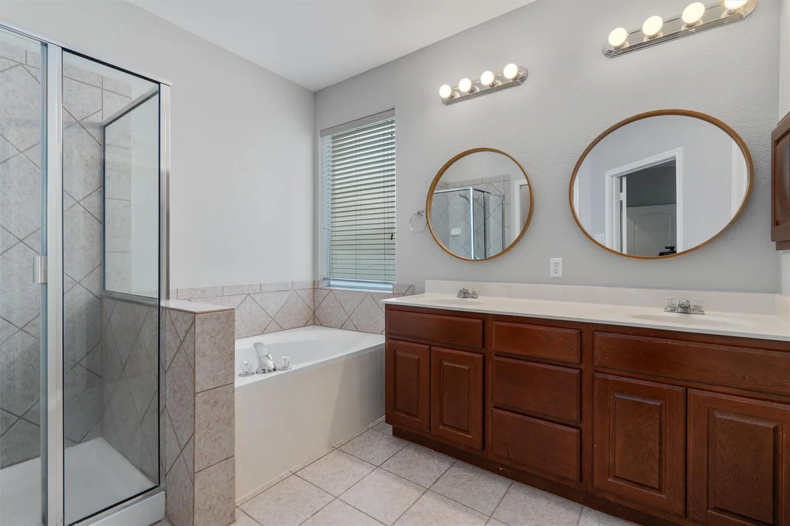 Photo of 3736 Pine Needle CIR