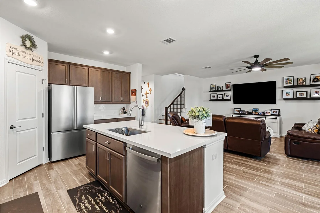 Photo of 6701 Night Chinook DR