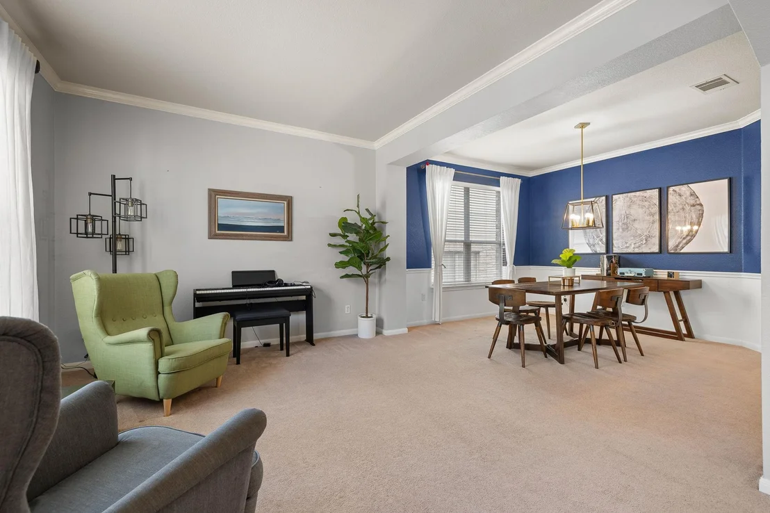 Photo of 3936 Lord Byron CIR