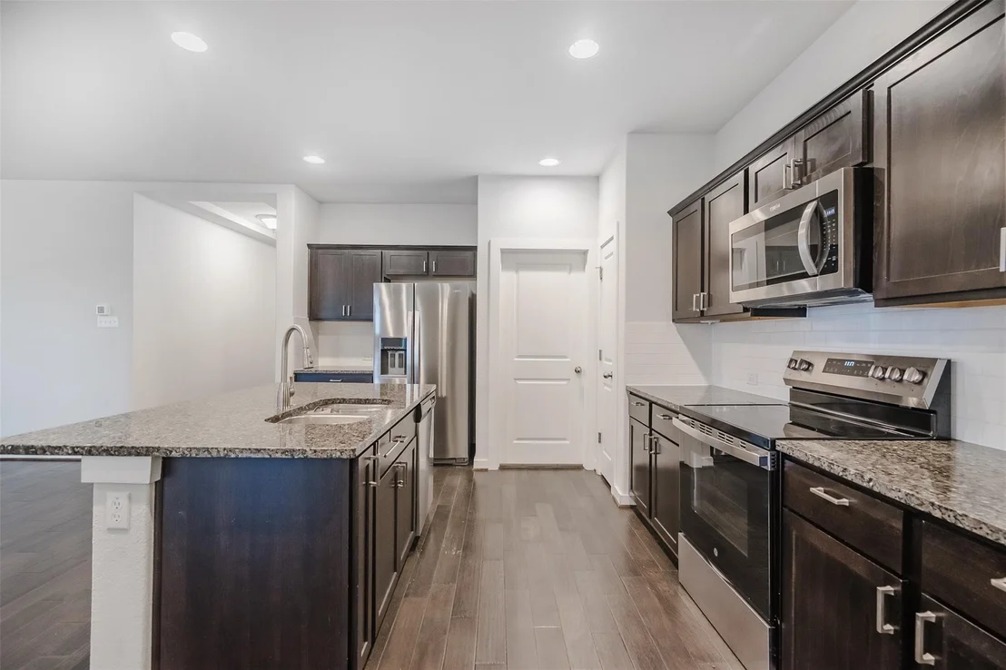 Photo of 304 Hibiscus DR