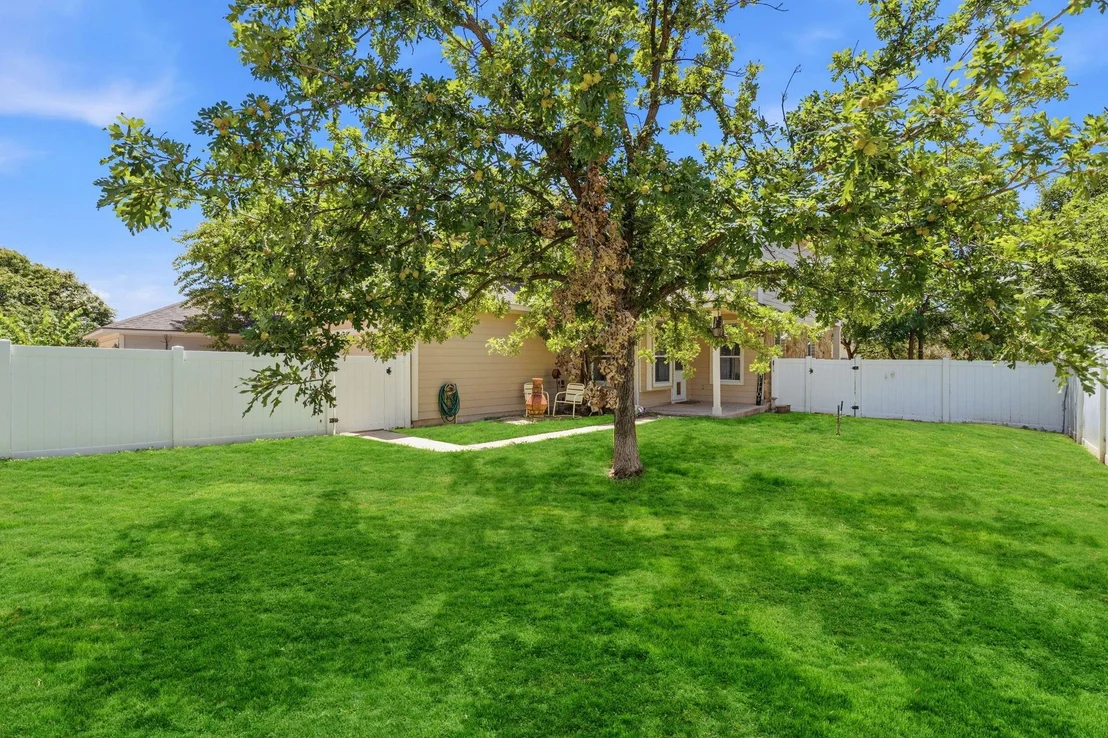 Photo of 601 Brazos Bend DR
