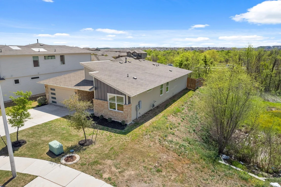 Photo of 2905 Egan DR