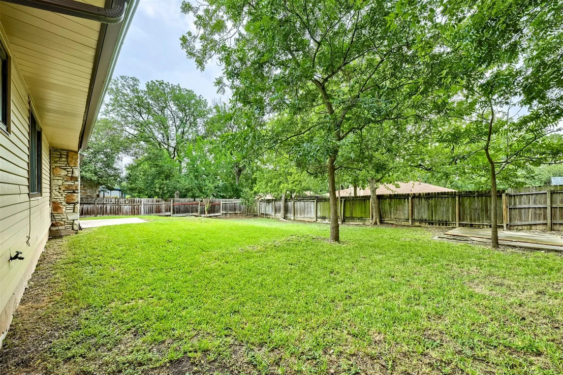 Photo of 8601 Danville DR
