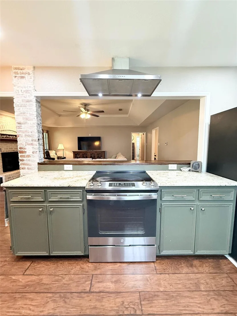 Photo of 405 Erie DR