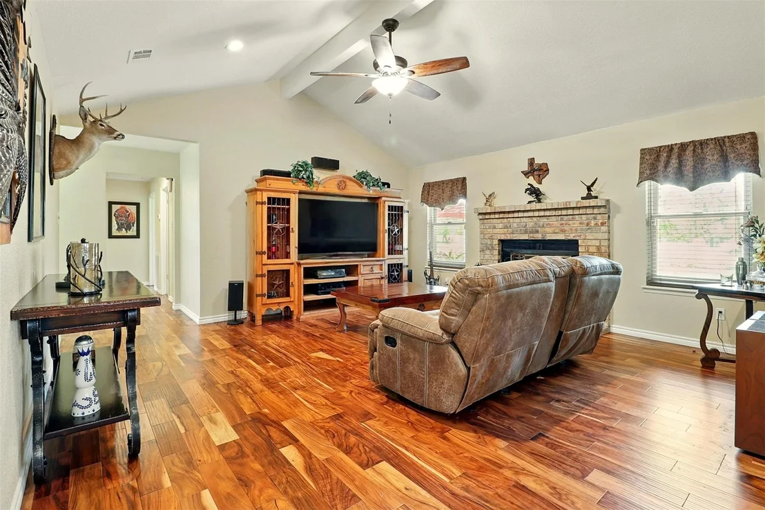 Photo of 115 Saddlehorn