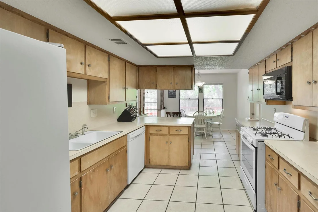 Photo of 1008 Hermitage DR