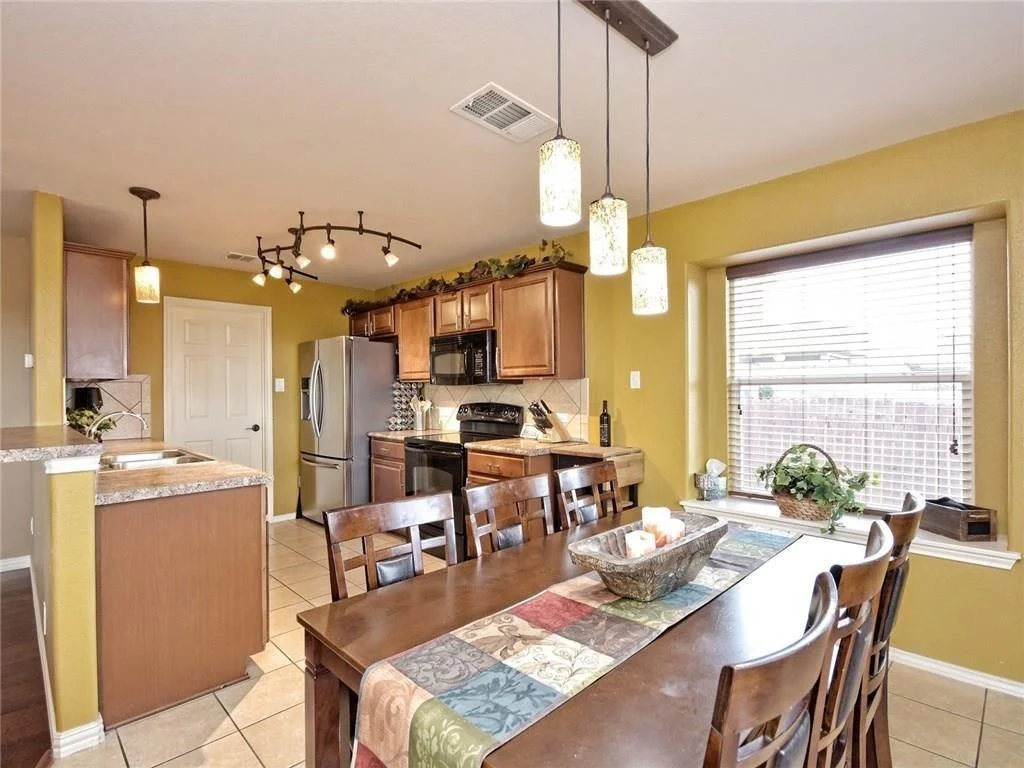 Photo of 1206 Hensley DR
