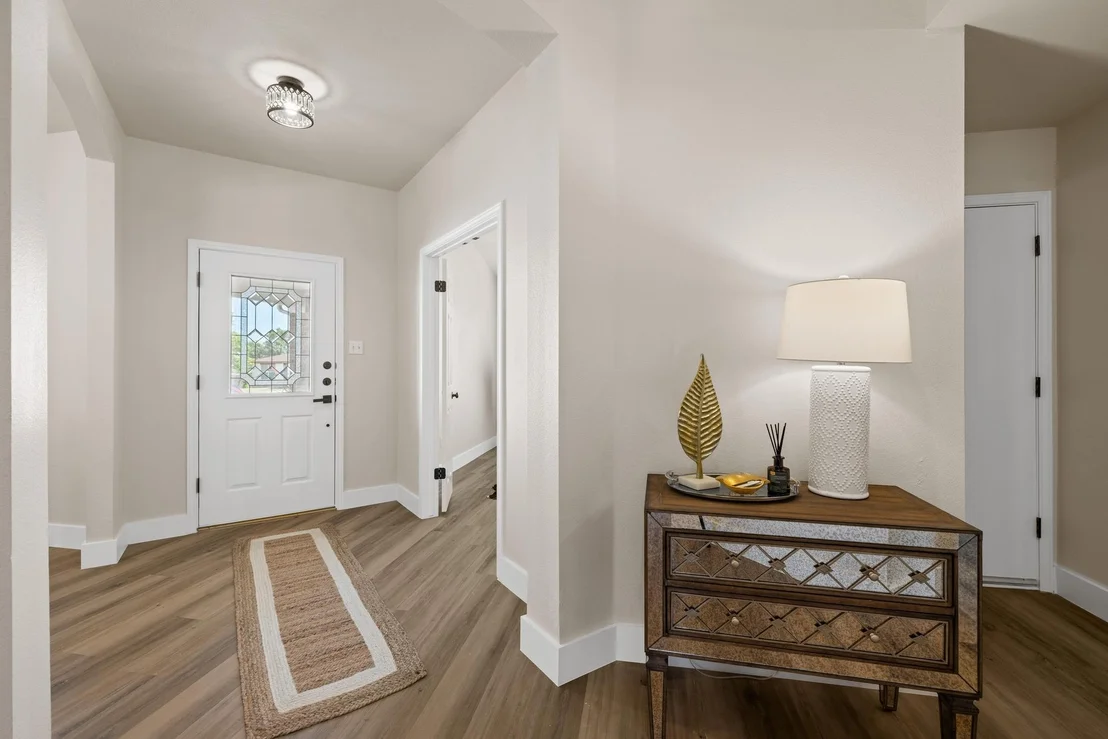 Photo of 201 Katherine WAY