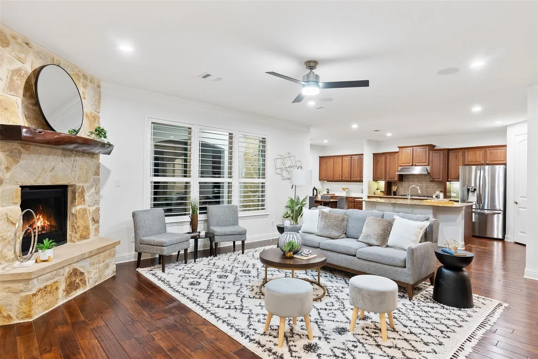 Photo of 302 Duffy LN