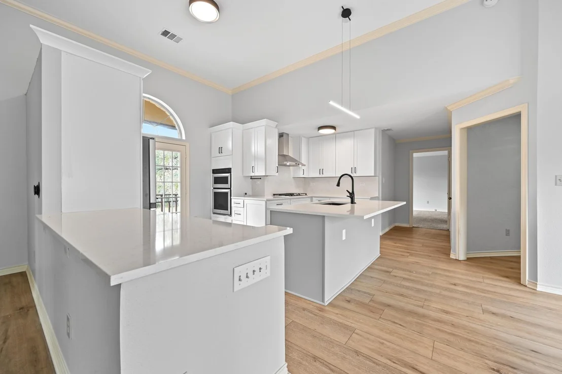 Photo of 140 Barton Ranch CIR