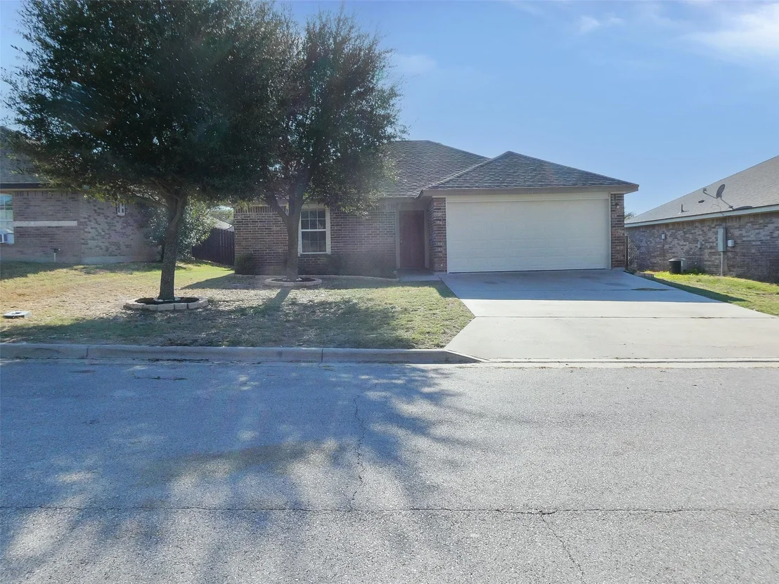 Photo of 113 SOAPSTONE DR