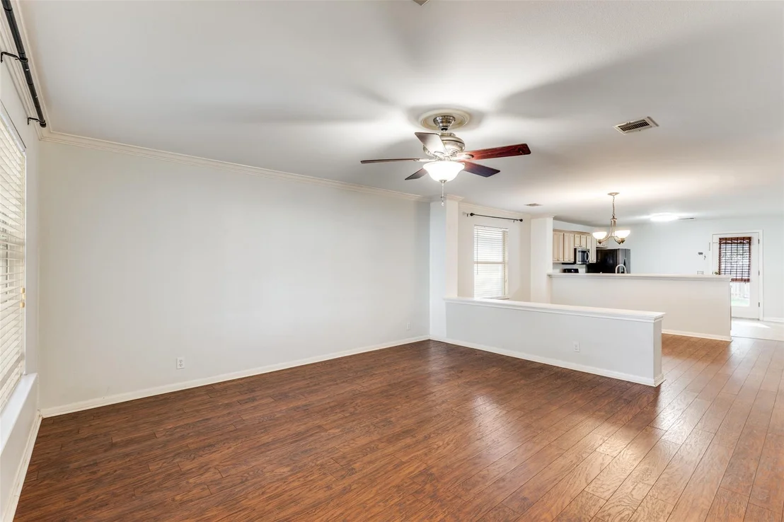 Photo of 272 Tobin DR