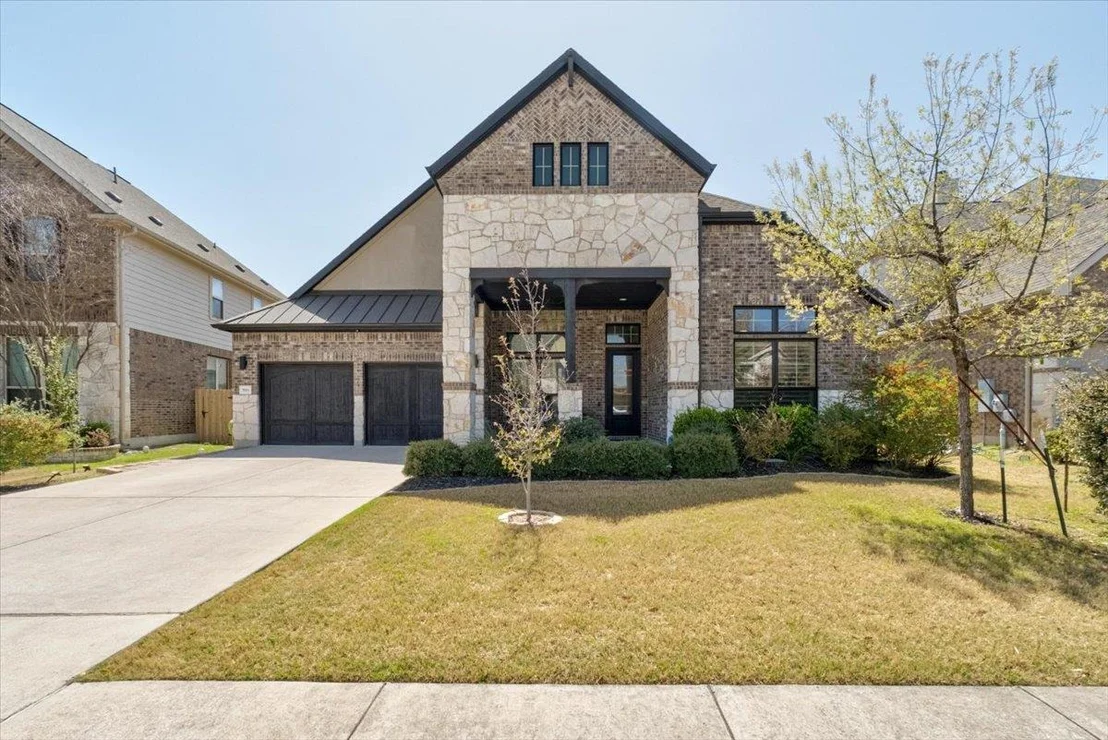 Photo of 596 Oyster Creek