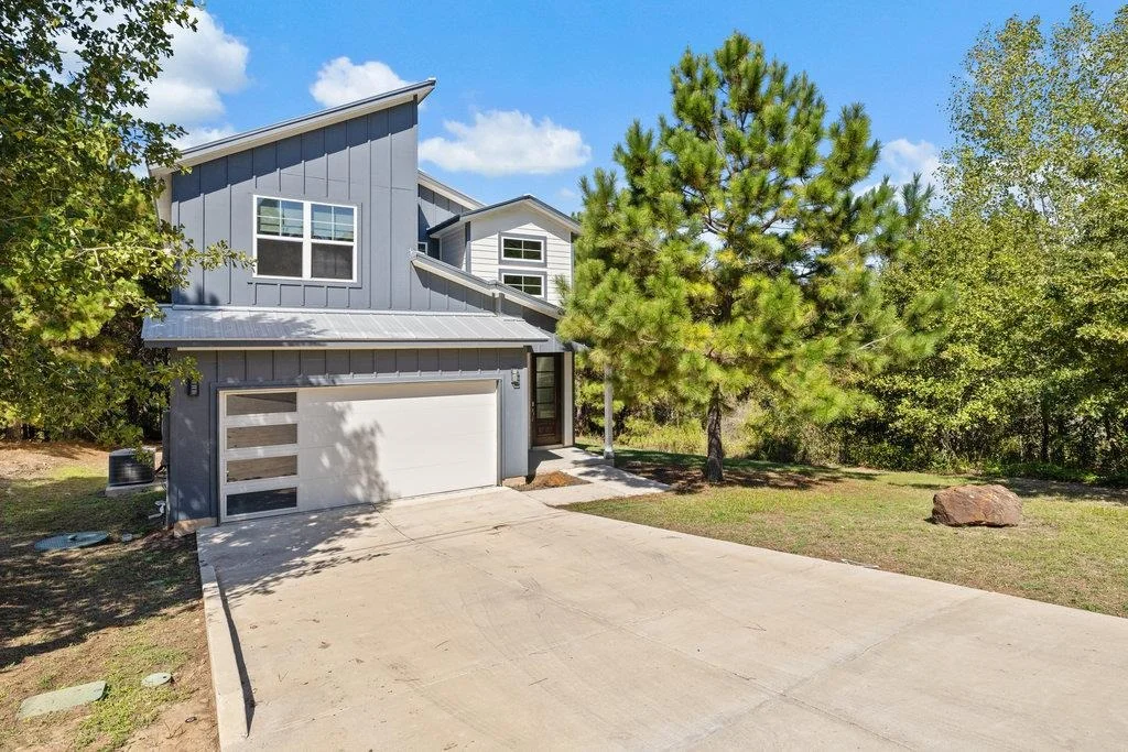 Photo of 200 Manawianui DR
