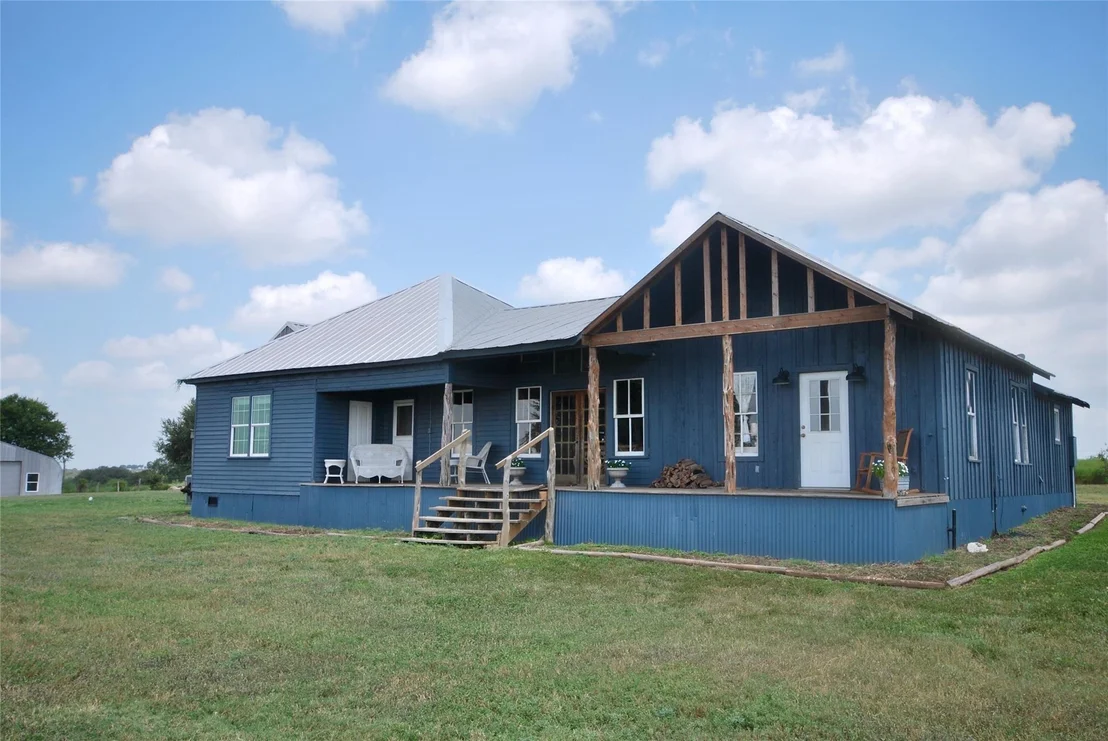 Photo of 4228 County Road 256