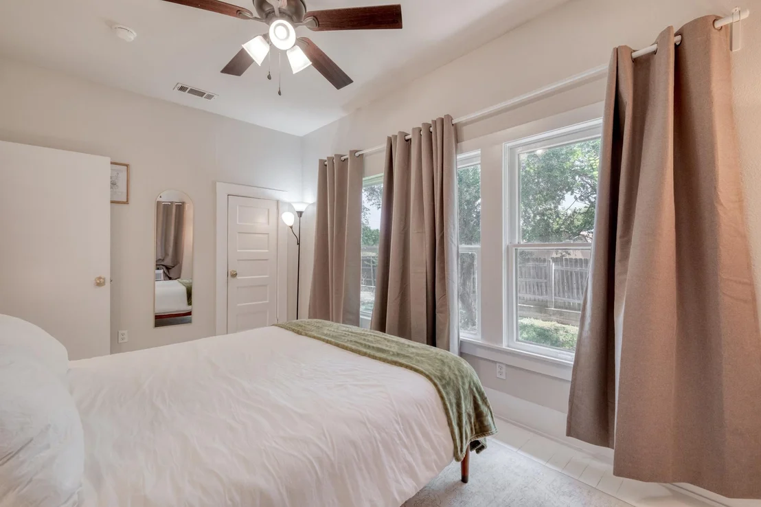 Photo of 905 Bellview Ave