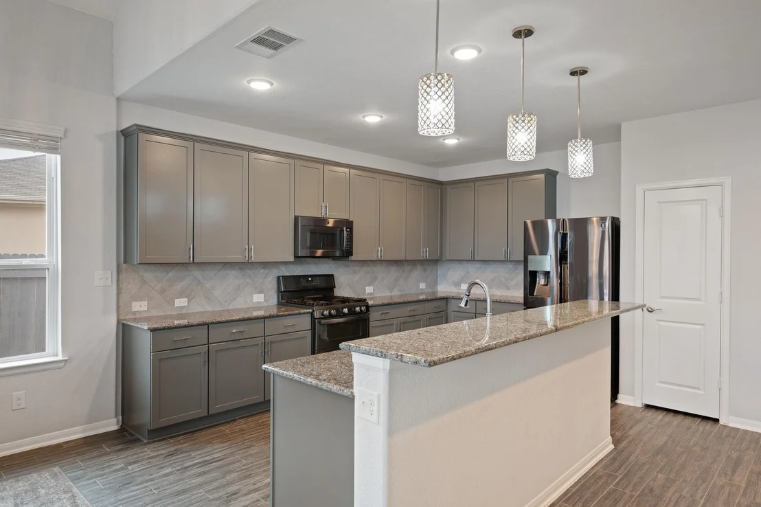 Photo of 6122 Genova PL
