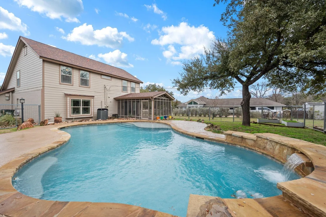 Photo of 413 Spring Valley RD