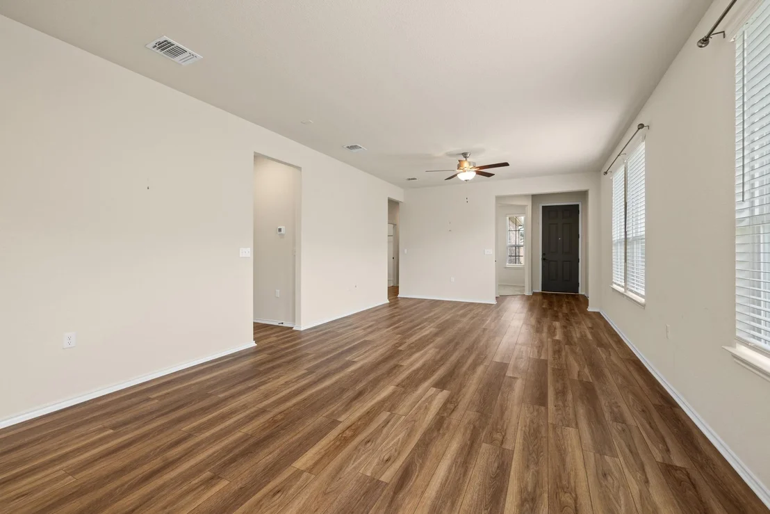 Photo of 716 Kitty Hawk RD