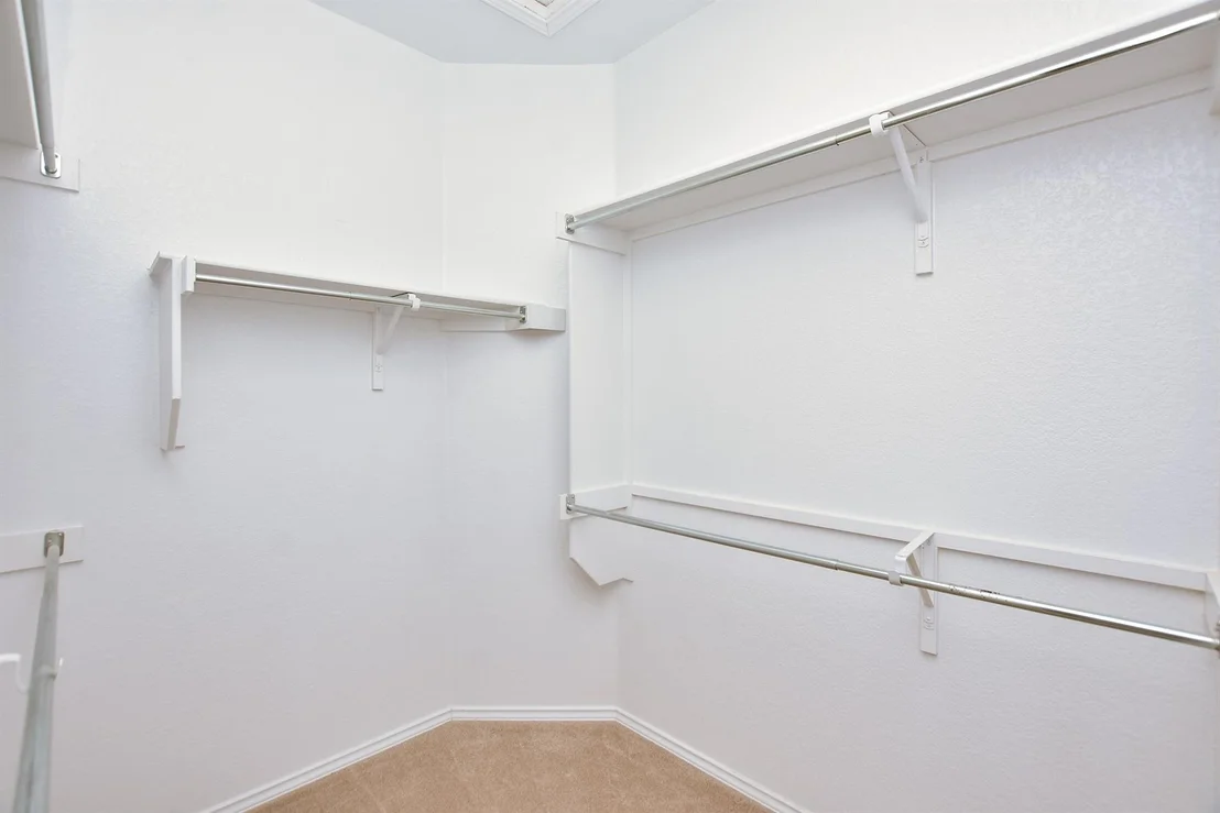 Photo of 245 Bonham LOOP