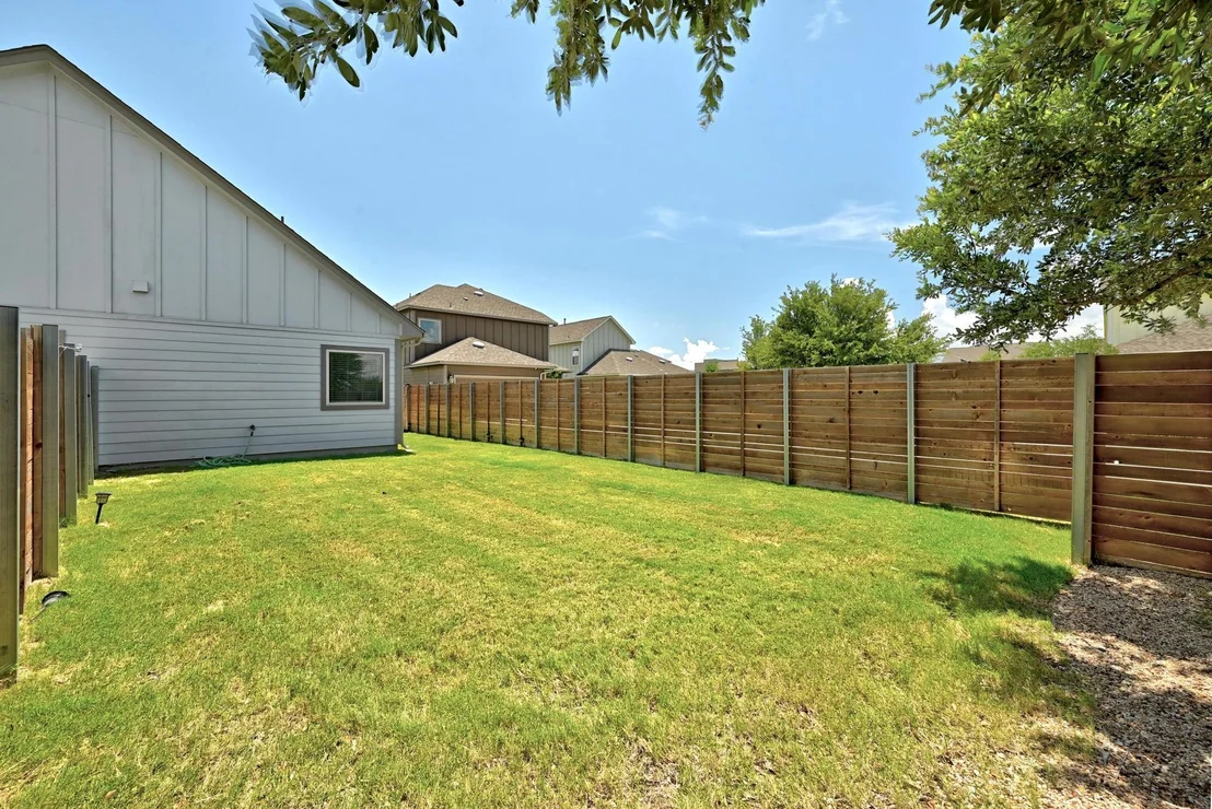 Photo of 5512 Baythorne DR