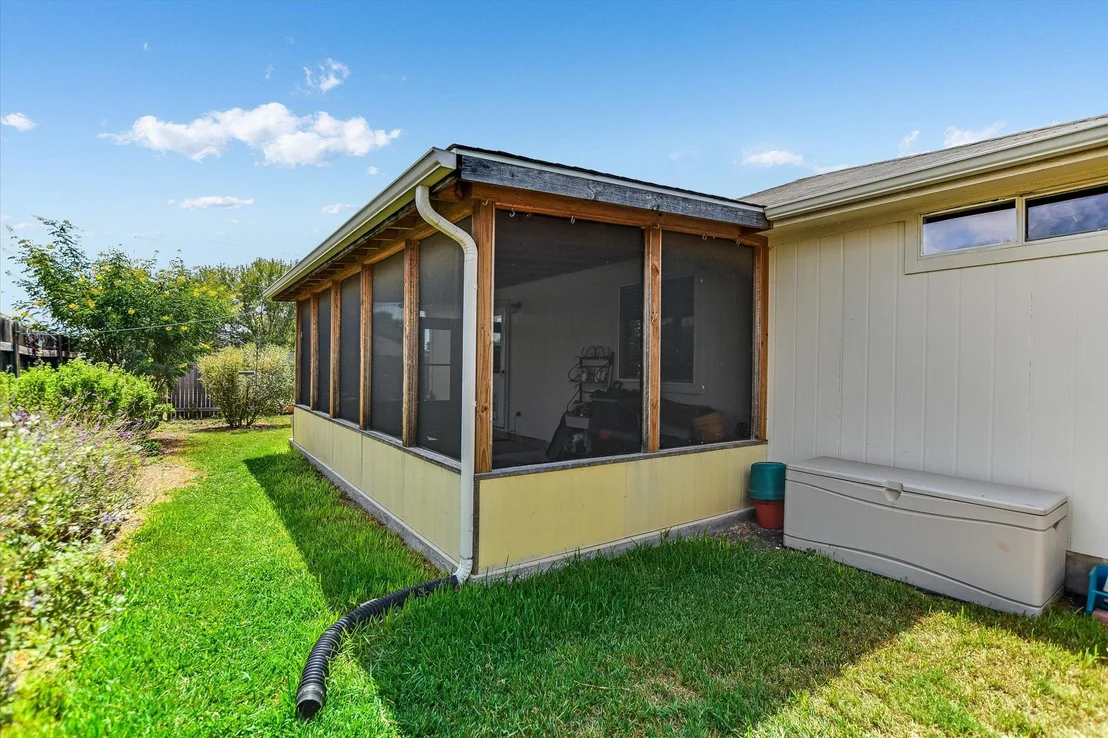Photo of 2800 Tyler LN