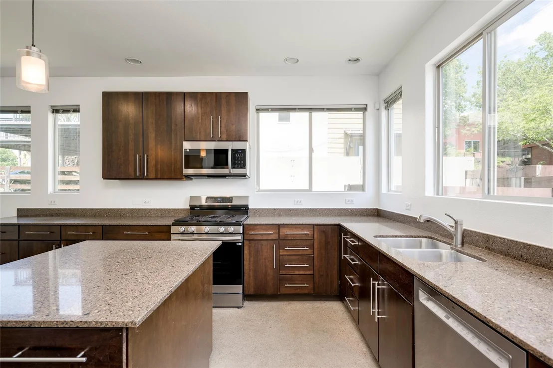 Photo of 5237 Sendero Hills PKWY