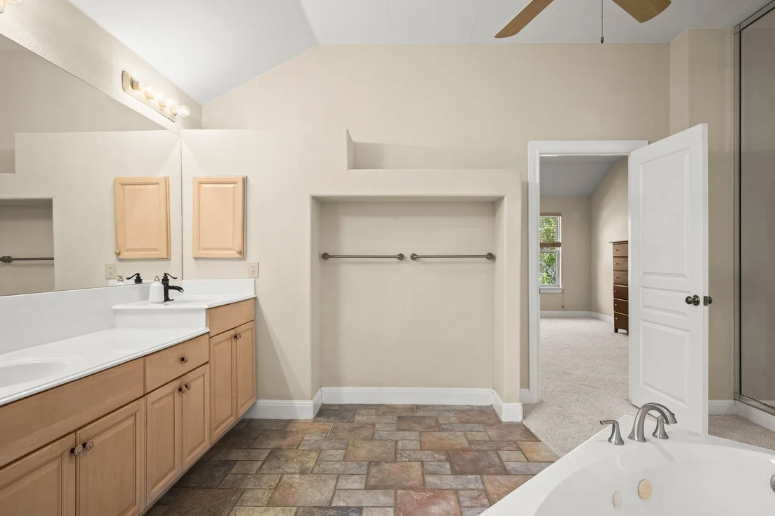 Photo of 149 Spanish Oak TRL