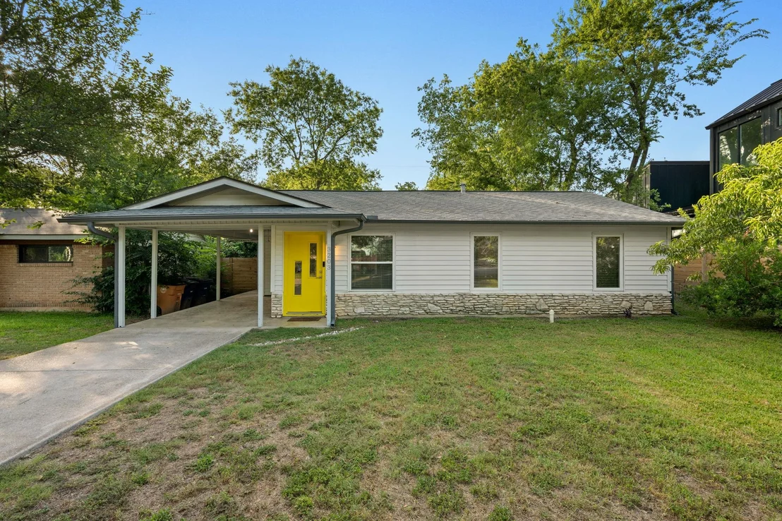 Photo of 3203 Dolphin DR