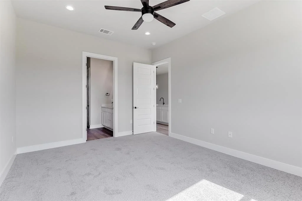 Photo of 1255 Pecan Valley DR