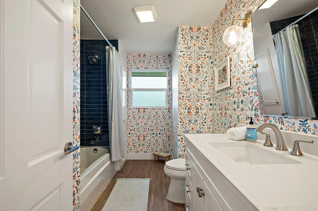 Photo of 1905 Barton Hills DR
