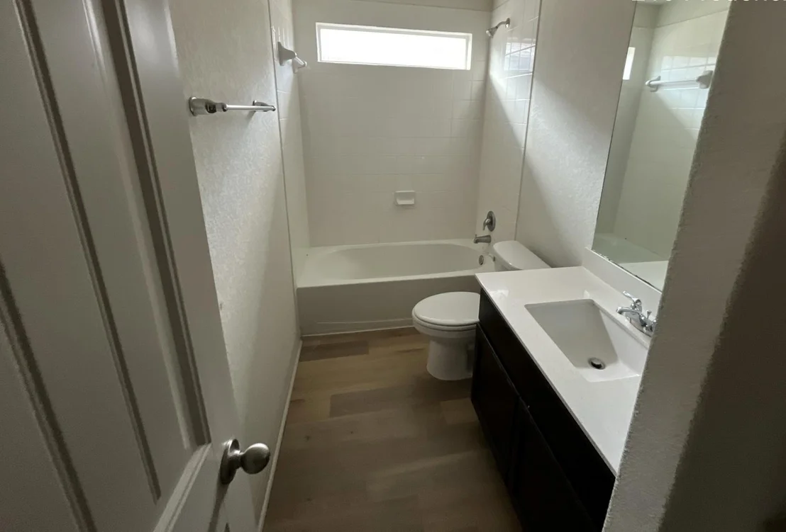 Photo of 216 Frederick DR