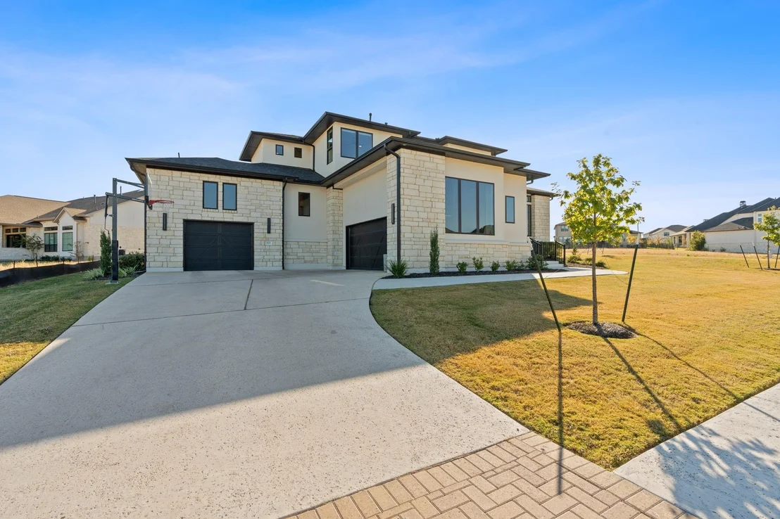 Photo of 907 Bristol Creek BND