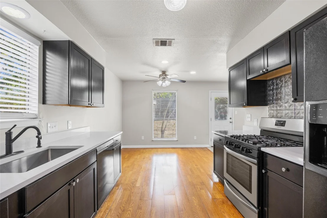 Photo of 1919 Castle Gate CIR