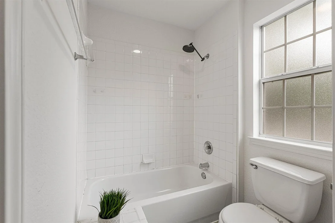 Photo of 3003 Glen Rae ST
