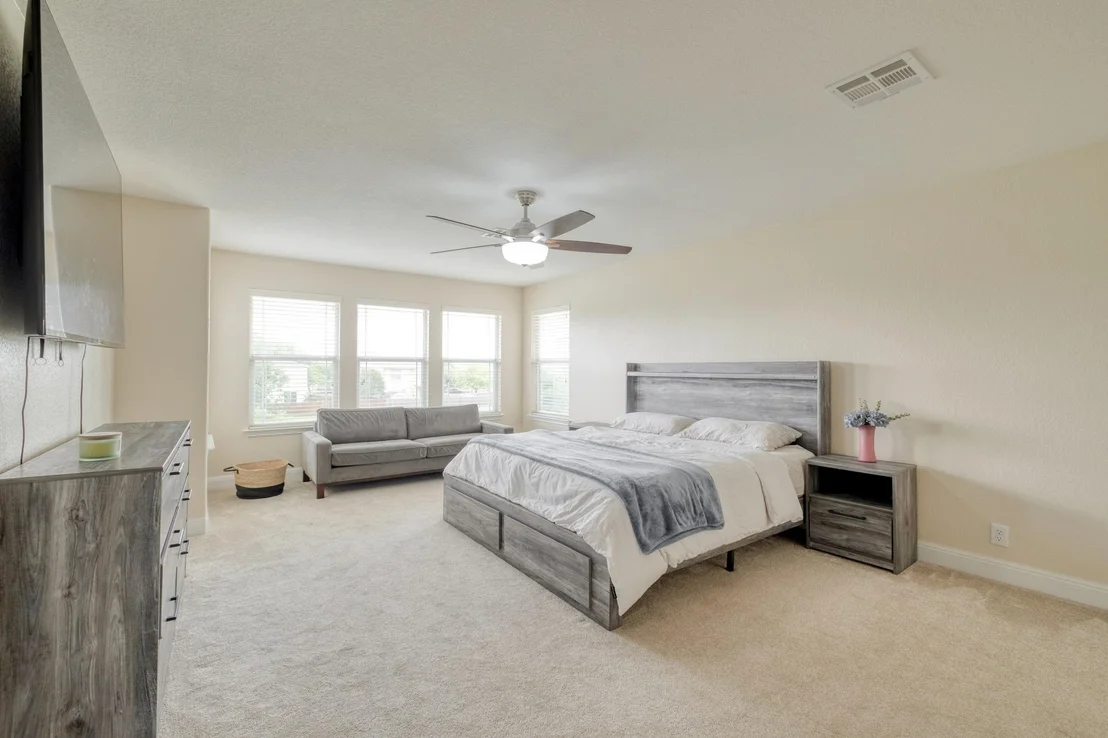Photo of 141 Clematis CT