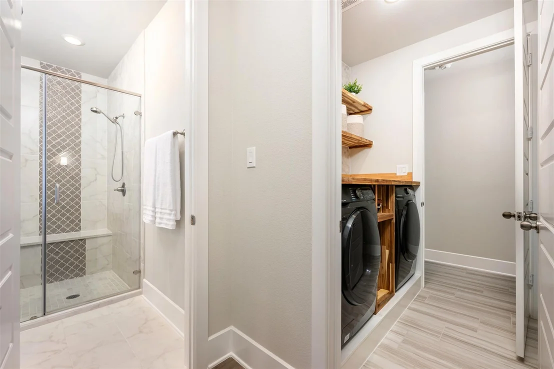Photo of 2116 Ambling TRL