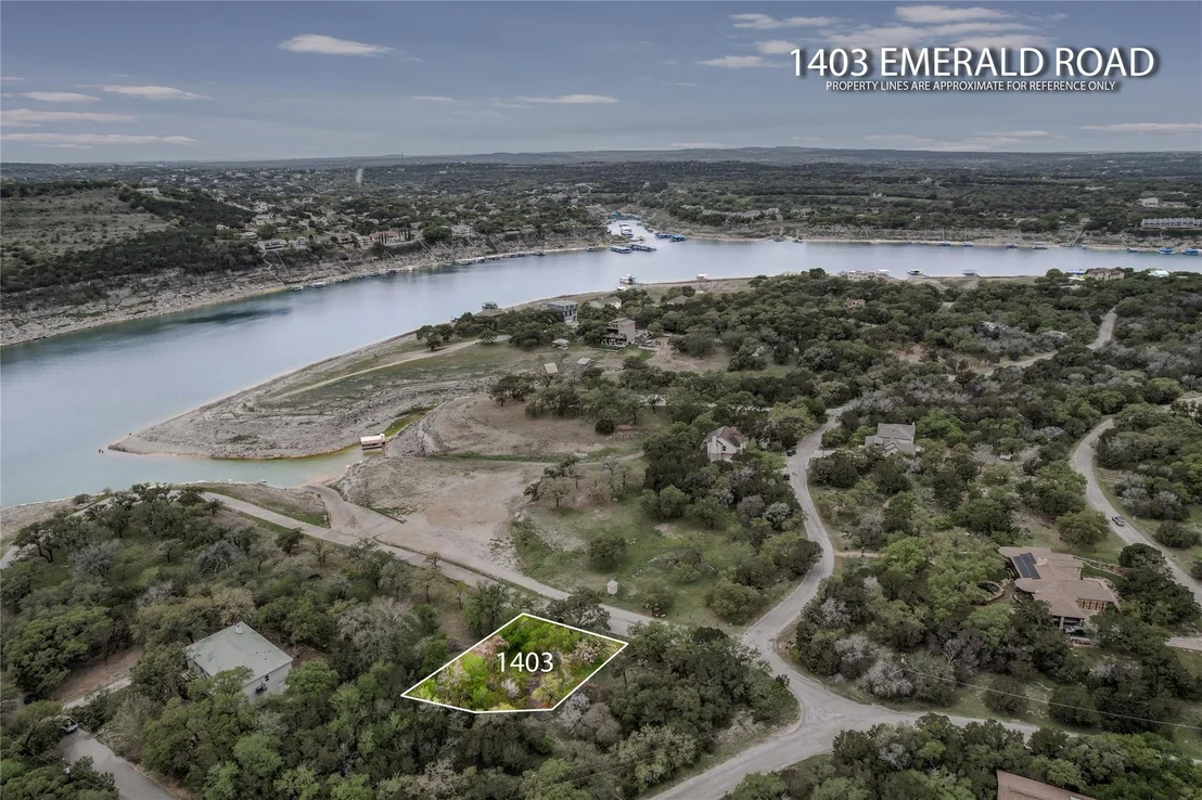 Photo of 1403 Emerald RD